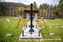 Pietny akt pri pr�le�itosti 107. v�ro�ia ukon�enia 1. svetovej vojny pripomenul odvahu a obete veter�nov