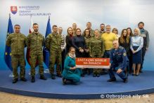 Podpora kampane �Zastavme n�silie na �en�ch�